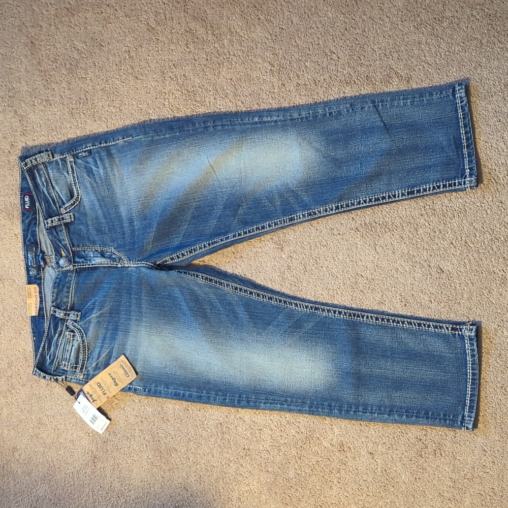 NWT Silver Jeans Tuesday Fit Mid Capri W34/L23 Fluid Denim Faded Blue Straight